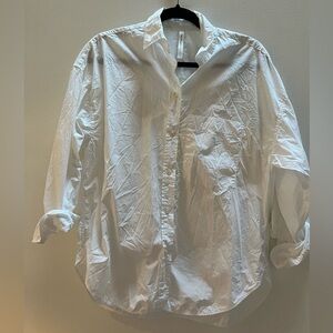 Aritzia The Group Babaton Everyday White Button Down Shirt